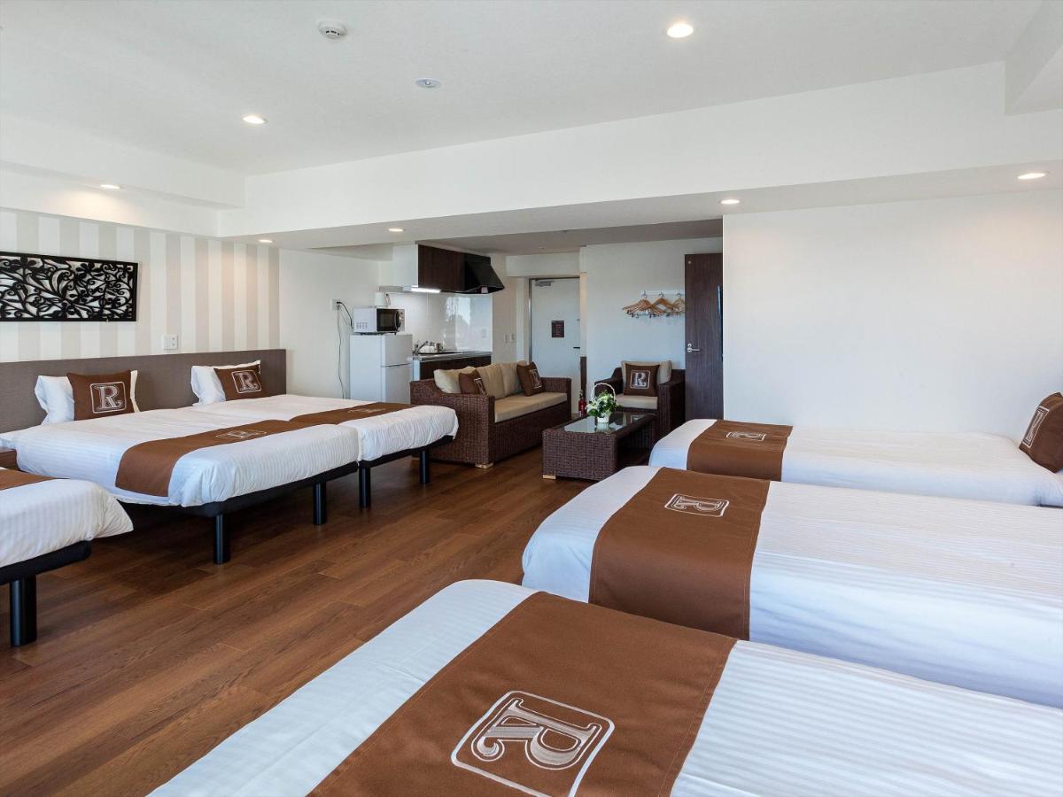 Living Asahibashiekimae Premier Naha